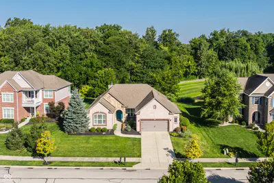 13816 Ambria Drive, McCordsville - 41