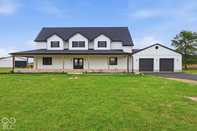 5900 Burlington Drive, Muncie - 37