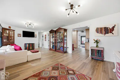 1334 Runyon, Greenwood - 5