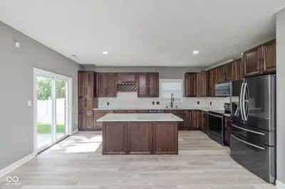 6517 Heritage Hill Drive, Indianapolis - 11