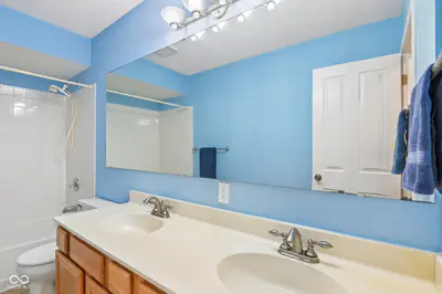 8535 McNutt Circle, Indianapolis - 23