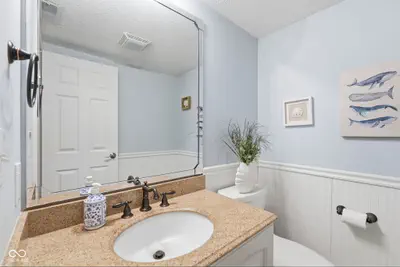 209 Buckingham Road, Yorktown - 36