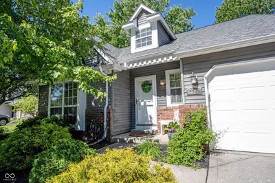 7742 Pennycroft Drive, Indianapolis - 2