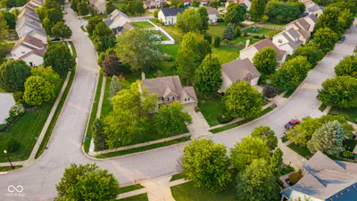 8302 Crystal Pointe Lane, Indianapolis - 55
