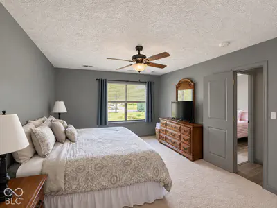 9533 Pointe Lasalles Drive, Bloomington - 10