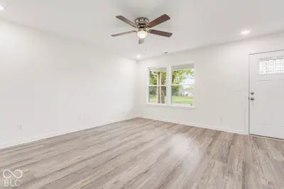 1918 Country Manor Way, North Vernon - 12