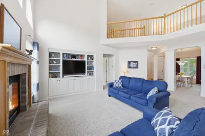 7851 Friends Creek, Avon - 6