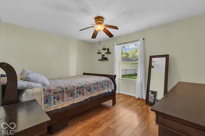 902 Sweetbriar Avenue, Whiteland - 12