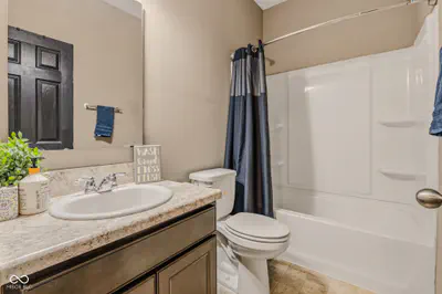 2337 Creekland Drive, Columbus - 22