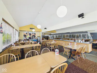 500 Broadway, Anderson - 17