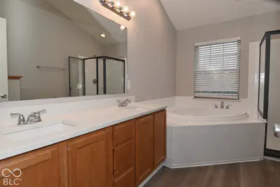 5524 Oakcrest Drive, Indianapolis - 49
