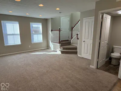 6338 El Paso Street, Whitestown - 6