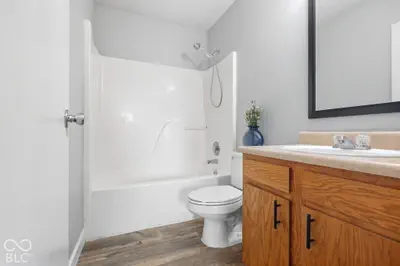 18084 Sanibel Circle, Westfield - 21