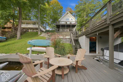 8215 Alder Drive, Nineveh