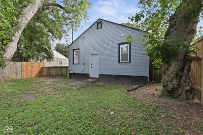 1422 E 49th Street, Indianapolis - 22