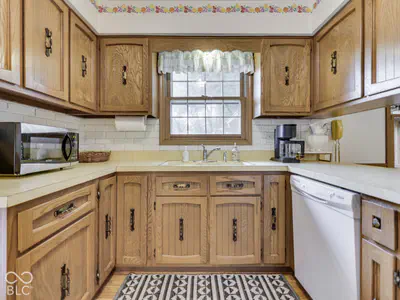 594 Watterson Court, Indianapolis - 25