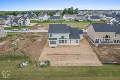 6233 Millstone Run, McCordsville - 38