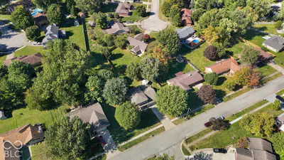 592 Echo Bend Boulevard, Greenwood - 61