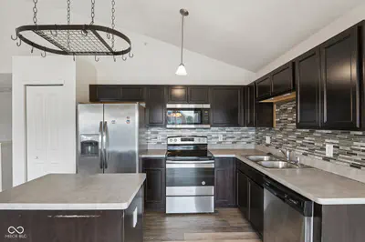 12035 Zircon Lane, Fishers - 9