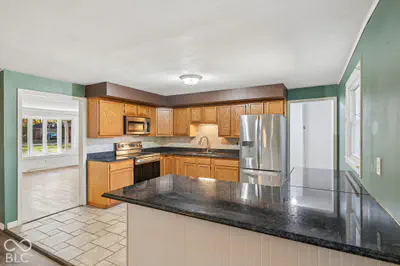 8208 W Lone Beech Drive, Muncie - 17