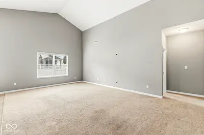 5350 Tanglewood Lane, Whitestown - 9