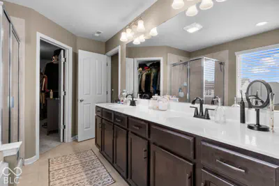 15975 Viking Meadows Drive, Westfield - 25