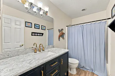 115 Cove, Fortville - 43