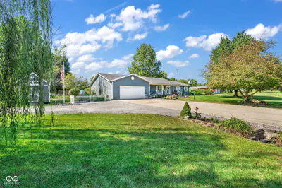 1959 Chigger Hollow West Drive, Crawfordsville - 2