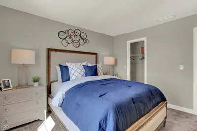 8606 Moyer Street West, Fortville - 34