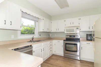 204 Creek Wood Drive, Greenfield - 5