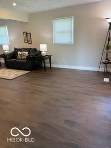 15007 Bluff Road, Edinburgh - 13