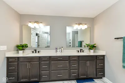 10627 Oak Bend Boulevard, Indianapolis - 23
