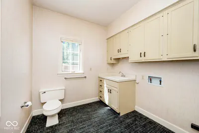 7925 Beaumont Green East Drive, Indianapolis - 39