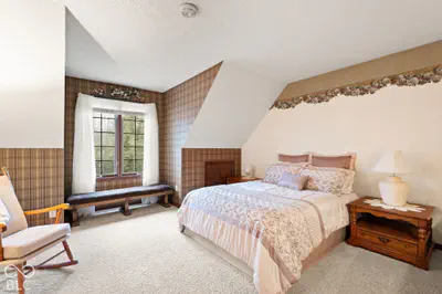 925 Oakwood Lane, Paoli - 27