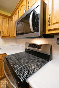 554 Cresthaven Drive, Indianapolis - 38