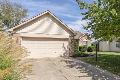 8526 Country Meadows Drive, Indianapolis - 3