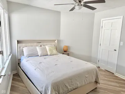 50 Woodlawn Village, Mitchell - 15