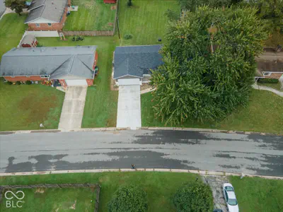 2815 Yellowwood Court, Columbus - 50