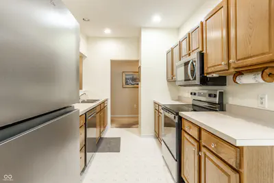 10484 Muir Lane, Fishers - 11