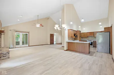 1909 Lakeside Lane, Indianapolis - 12