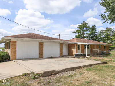 4051 N 400 Road W, Bargersville - 33