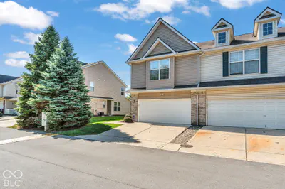 6250 Bishops Pond Lane, Indianapolis - 2
