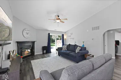 6677 Wimbledon Drive, Zionsville - 9