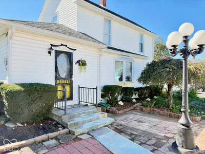 120 N Elm Street, Eaton - 3
