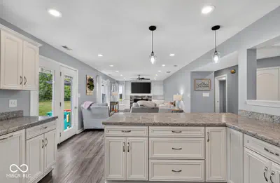 10537 Simsbury Court, Indianapolis - 13
