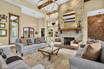 8264 Fall Creek Drive, Pendleton - 9