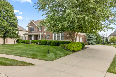 9862 Wading Crane Avenue, Fishers - 4