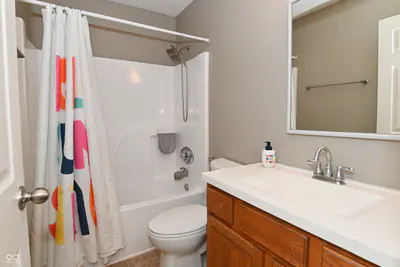 7349 Plantation Lane, Avon - 31