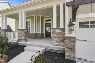 11162 Cliffside Drive, Fortville - 2