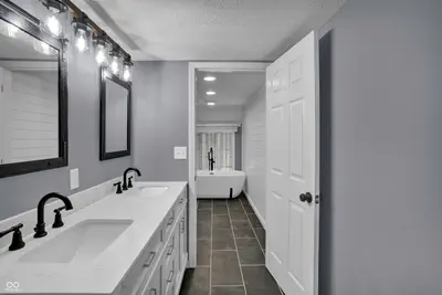 6850 Base Road, North Vernon - 23